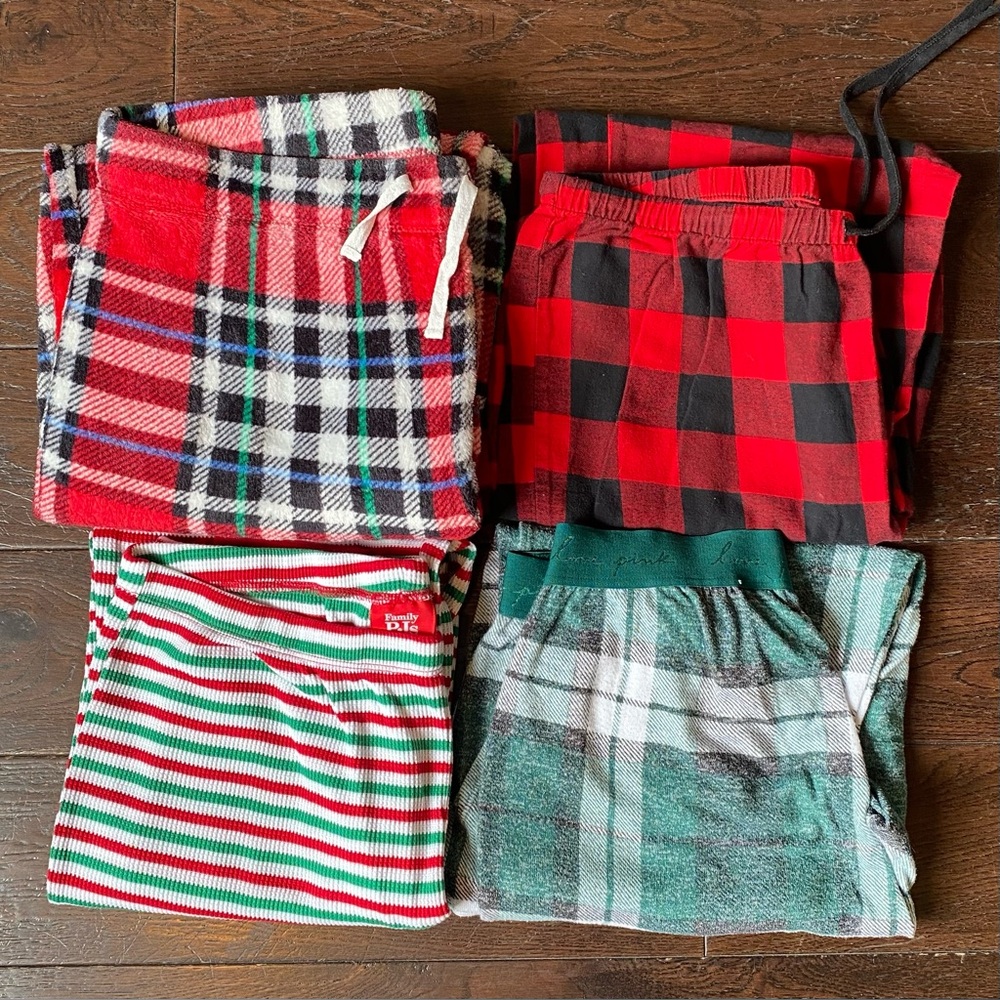 Set of 4 Pairs of Pajamas Pants - Size M